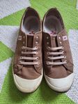 Fina Caterpillar sneakers stlk 40