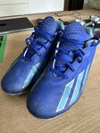 Adidas fotbollsskor säljes