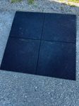 Gym mattor 1x1M 30 mm tjocklek som nytt!