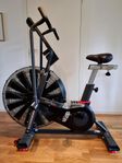 Schwinn AirDyne AD8 – professionell luftmotståndscykel