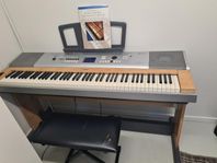 Yamaha DGX-620