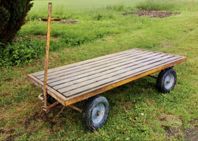 Fyrhjulsvagn transportvagn vagn dragvagn Hörby Bruk 