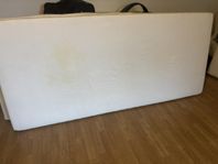 Tjock skum madrass från Ikea 90*200