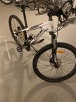 mountanbike Cykel trek finns att hämta i valbo/gävle