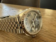 Rolex Datejust 36 Wimbledon - jubilee/räfflad
