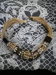 Halsband