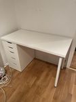 Ikea Alex skrivbord & hutch, Vit