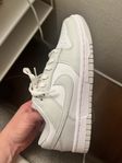 Dunk low Nike sneakers