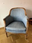 2 st fåtöljer