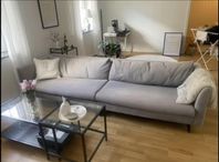 Sammet soffa grå