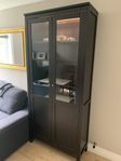 Vitrinskåp Hemnes