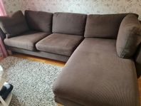 soffa 3 sits med schäslong och fotpall