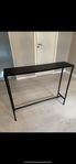 Fint sideboard/avlastningsbord i svart 