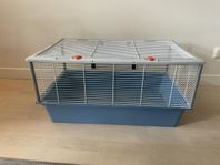 Hamsterbur med tillbehör 