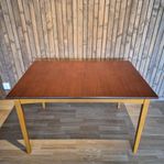 Utfällbart matbord i teak, 1960-tal, 120*80 cm