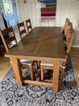 matgrupp med 6 stolar