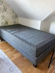Säng, elektroniskt ställbar