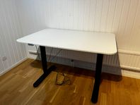 Skrivbord IKEA - Modell Stå