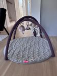 Babygym Done by Deer