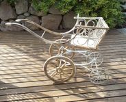 Antik barnvagn