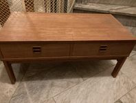 ikea 60 tal byrå, TV-bänk, bänk i hallen mm
