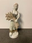 Porslinsfigur - Kvinna med vete. 24 cm