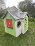 stort leksaks hus till barn