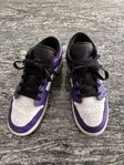 Nike Air Jordan 1 Low lila/vit 38,5