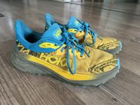 Hoka Challenger atr 7 storlek 43 1/3