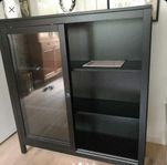 vitrinskåp ikea
