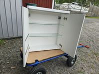 Spegelskåp med belysning