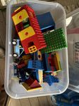 Duplo en hel låda