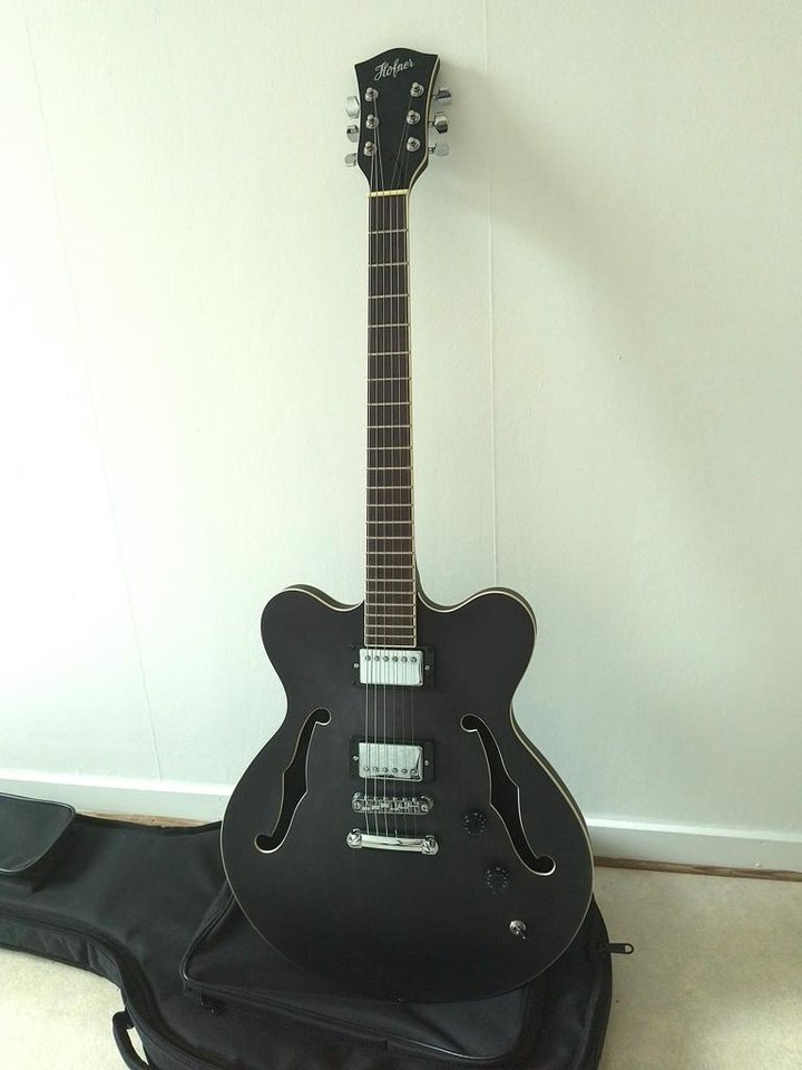 Höfner Verythin Black Satin (...