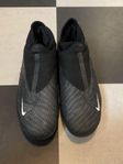 Fotbollsskor Nike Phantom