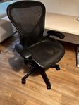 Herman Miller Aeron (Nypris: 22000sek)