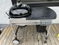 Weber Perfomer Deluxe