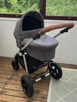 Barnvagn med ligg- och sittdel