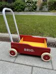 BRIO lära gå vagn