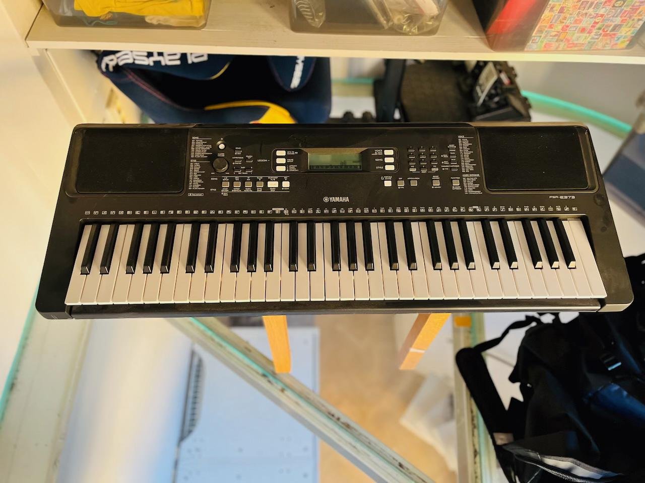 Keyboard Yamaha PSR-E373