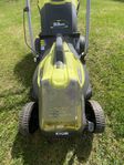 Ryobi One+ Gräsklippare 