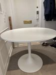 runt matbord IKEA ’DOCKSTA’ 