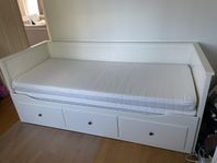 Hemnes bäddsoffa