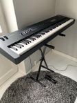 Yamaha MX88 Keyboard