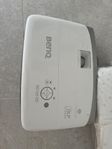 Benq w2000