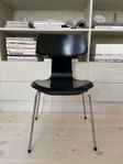 Arne Jacobsen, "T-stolen", modell 3103, Fritz Hansen