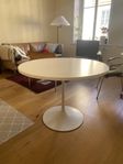 Runt bord trumpetfot, 100cm