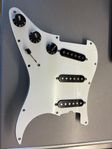 1981 Fender Dan Smith plektrumskydd med Dimarzio mickar