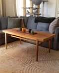 Designbord ”Cosmos" - soffbord - teak 