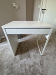 skrivbord  - Micke serien ikea 