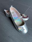 Silvriga skor stl 32